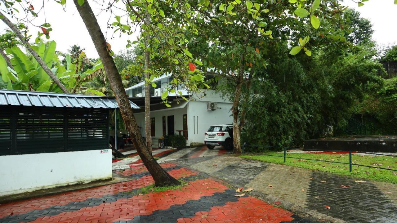 Ripples Service Villas Kollam Exterior photo
