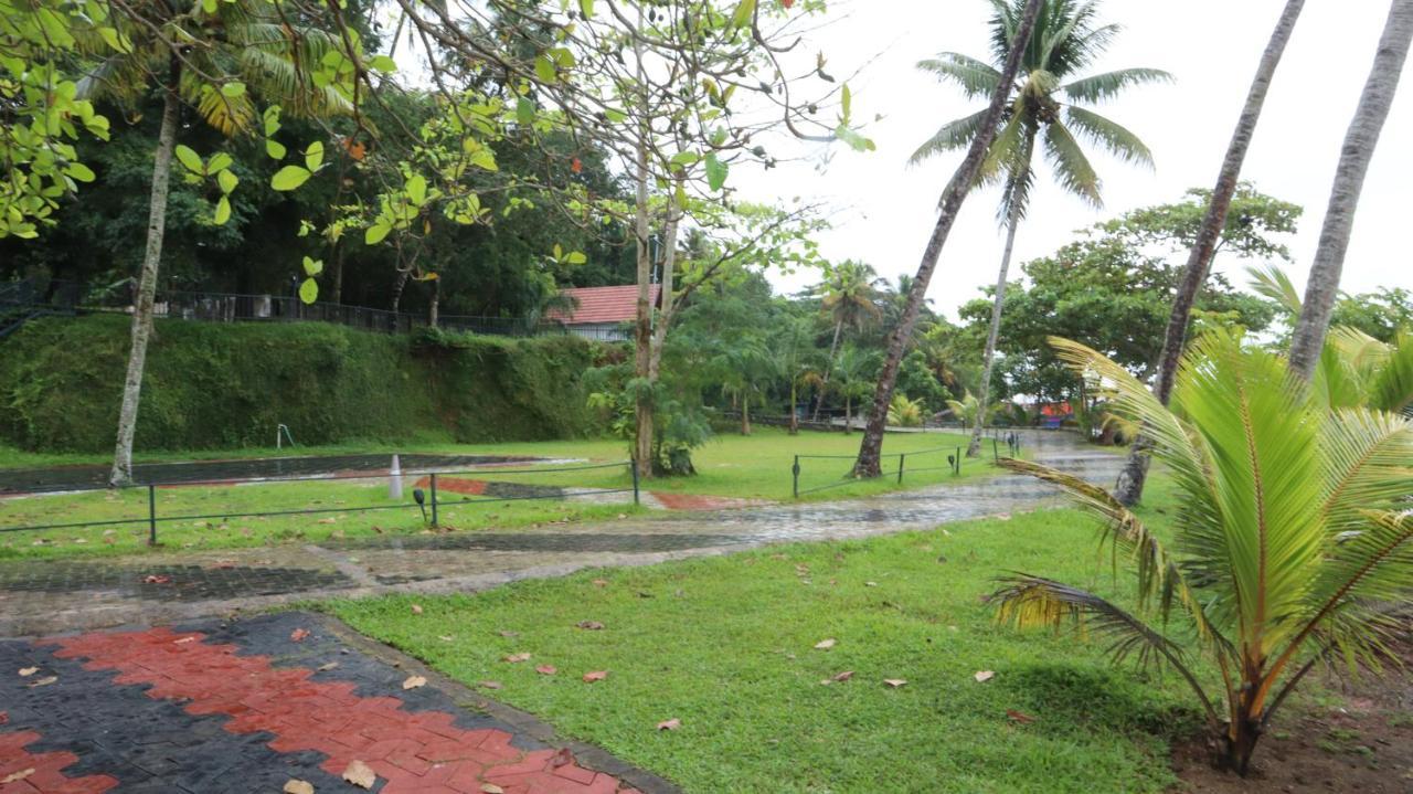 Ripples Service Villas Kollam Exterior photo